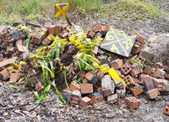 A picture containing outdoor, ground, rock, soil

Description automatically generated