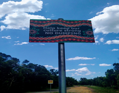 A sign on a pole

Description automatically generated with medium confidence