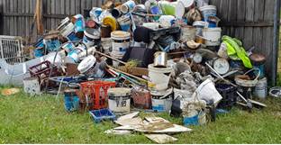 A picture containing grass, outdoor, litter, waste container

Description automatically generated