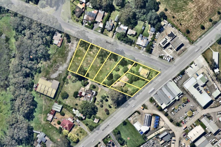 Aerial view of a neighborhood

Description automatically generated