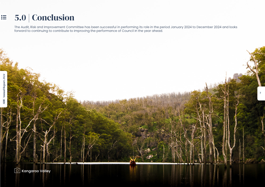 A boat in the water

AI-generated content may be incorrect.
