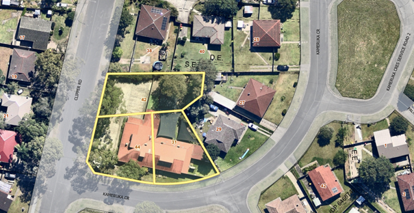 Aerial view of a neighborhood

AI-generated content may be incorrect.