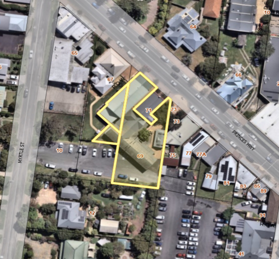 A aerial view of a neighborhood

AI-generated content may be incorrect.